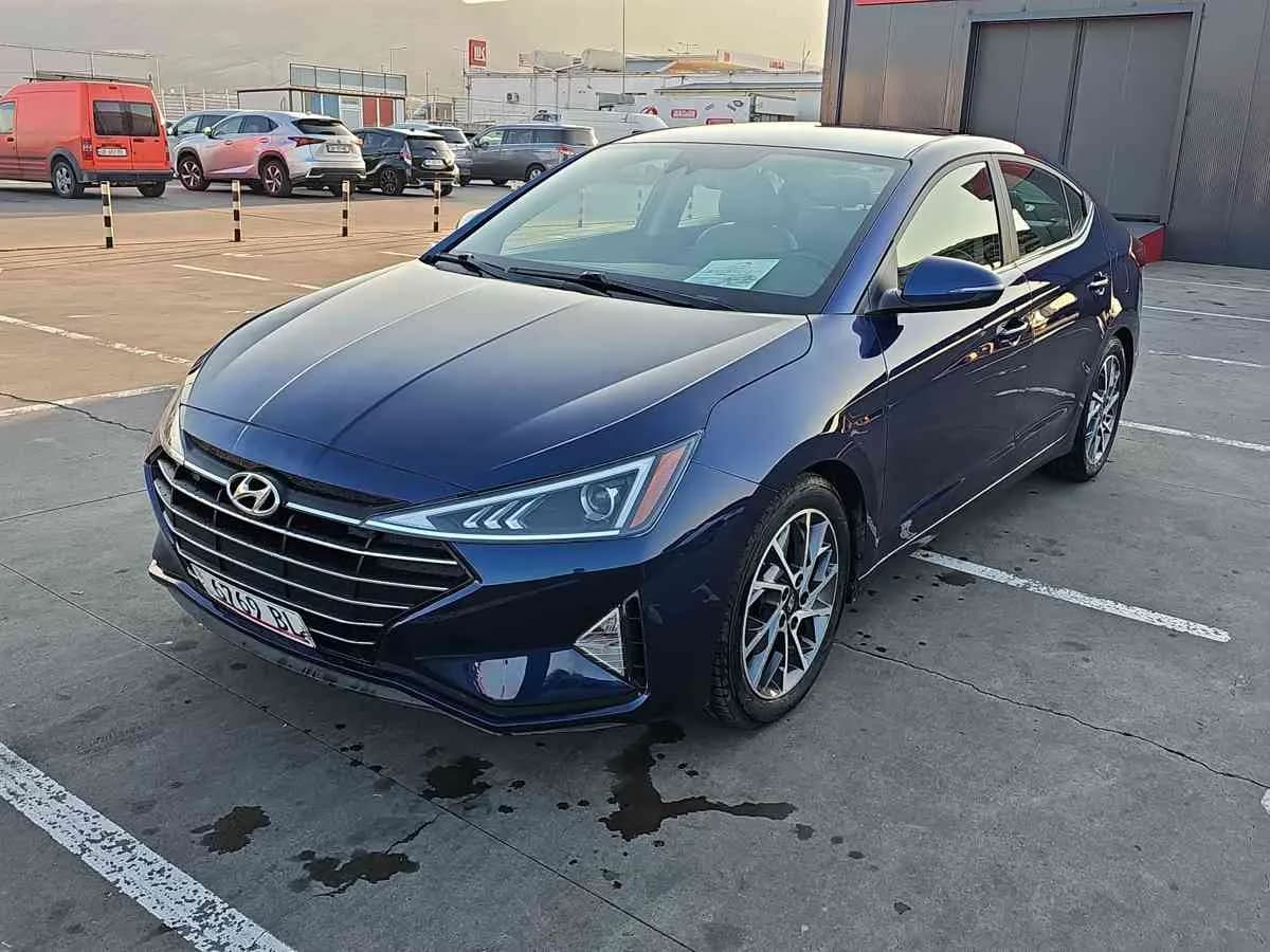 HYUNDAI Elantra - 1