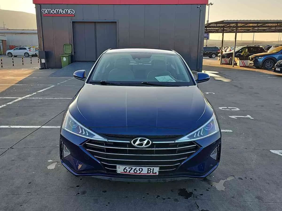 HYUNDAI Elantra - 2