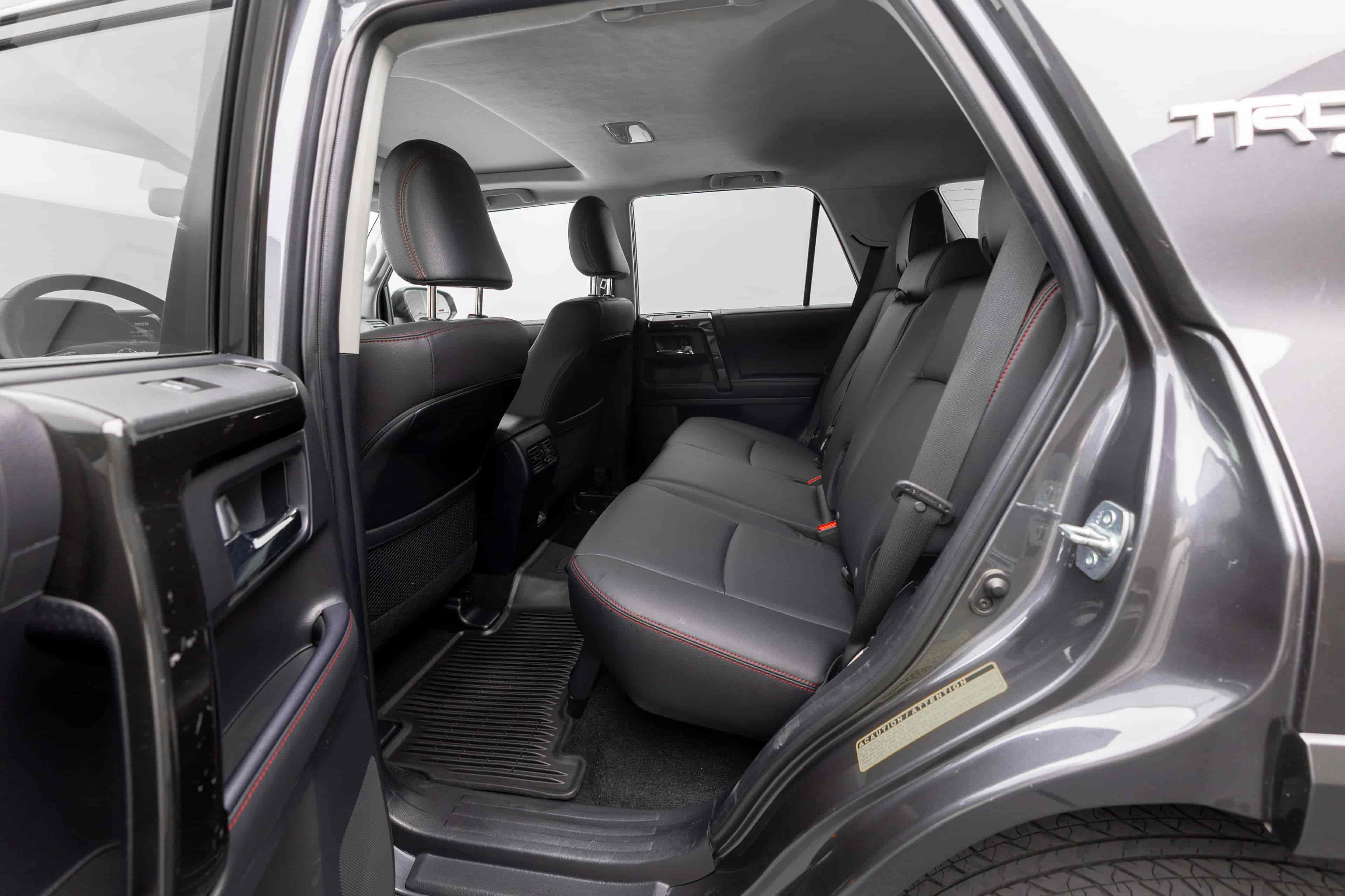 TOYOTA 4Runner - 8