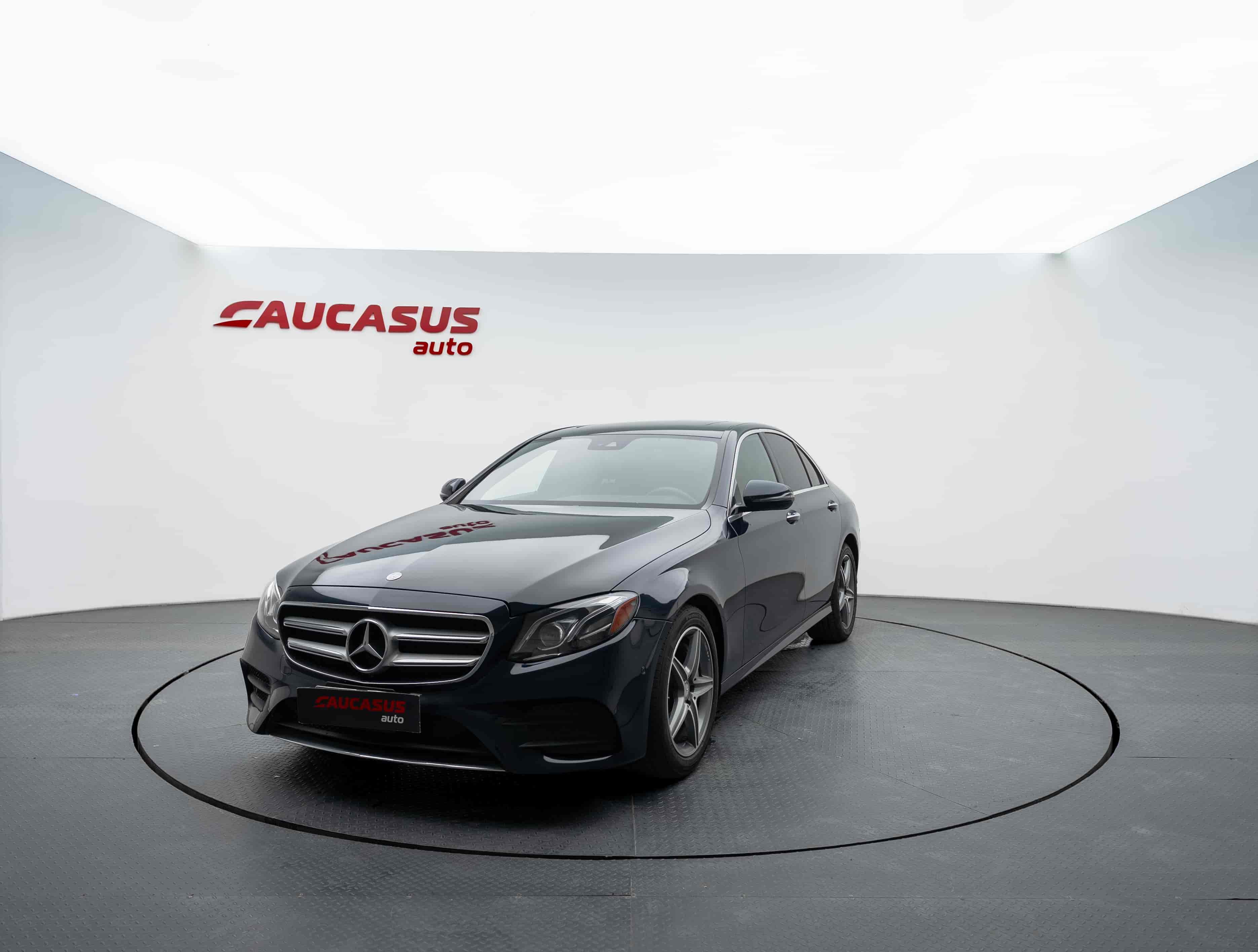 MERCEDES-BENZ E-Class - 1