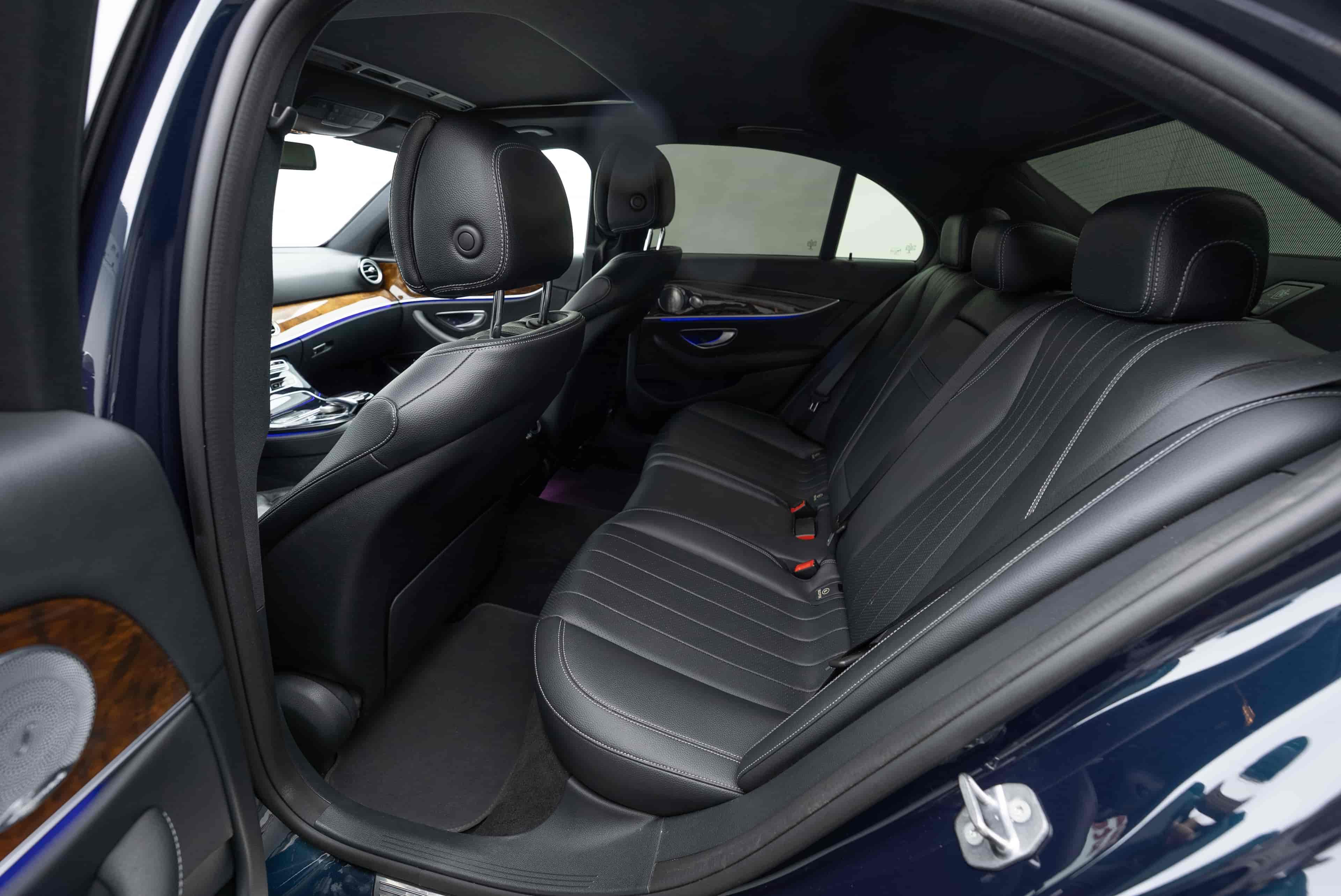 MERCEDES-BENZ E-Class - 8