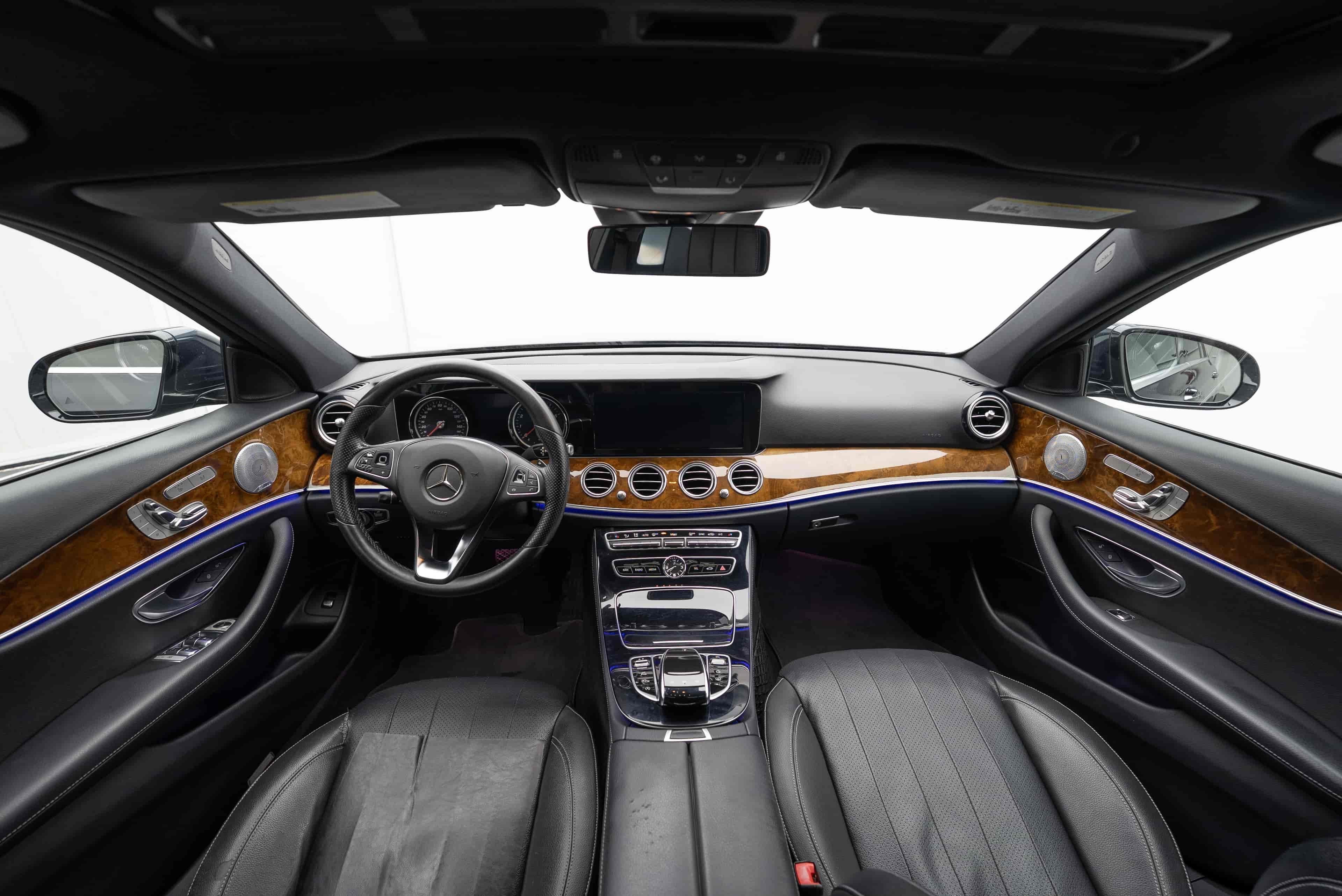MERCEDES-BENZ E-Class - 9
