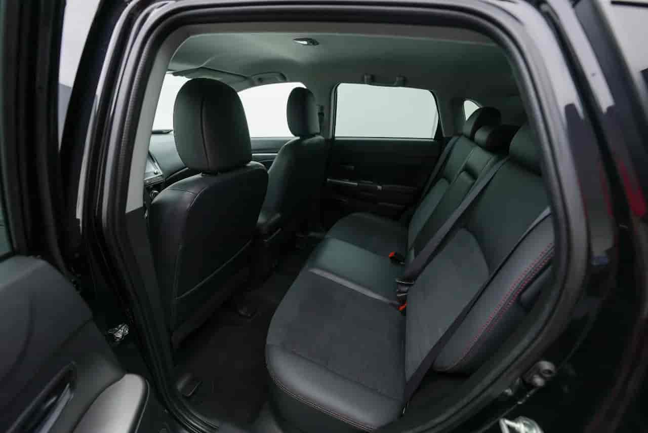 MITSUBISHI Outlander Sport - 8