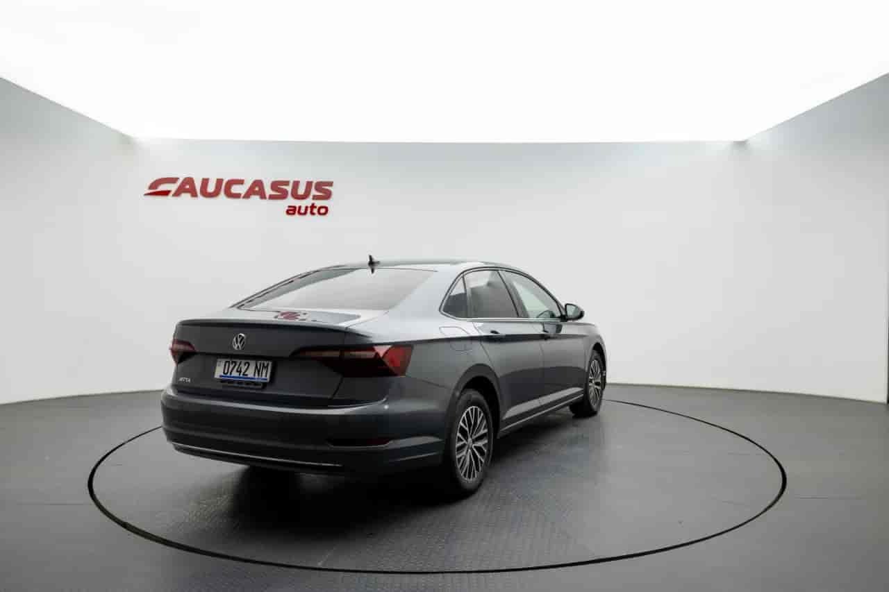 VOLKSWAGEN Jetta - 4