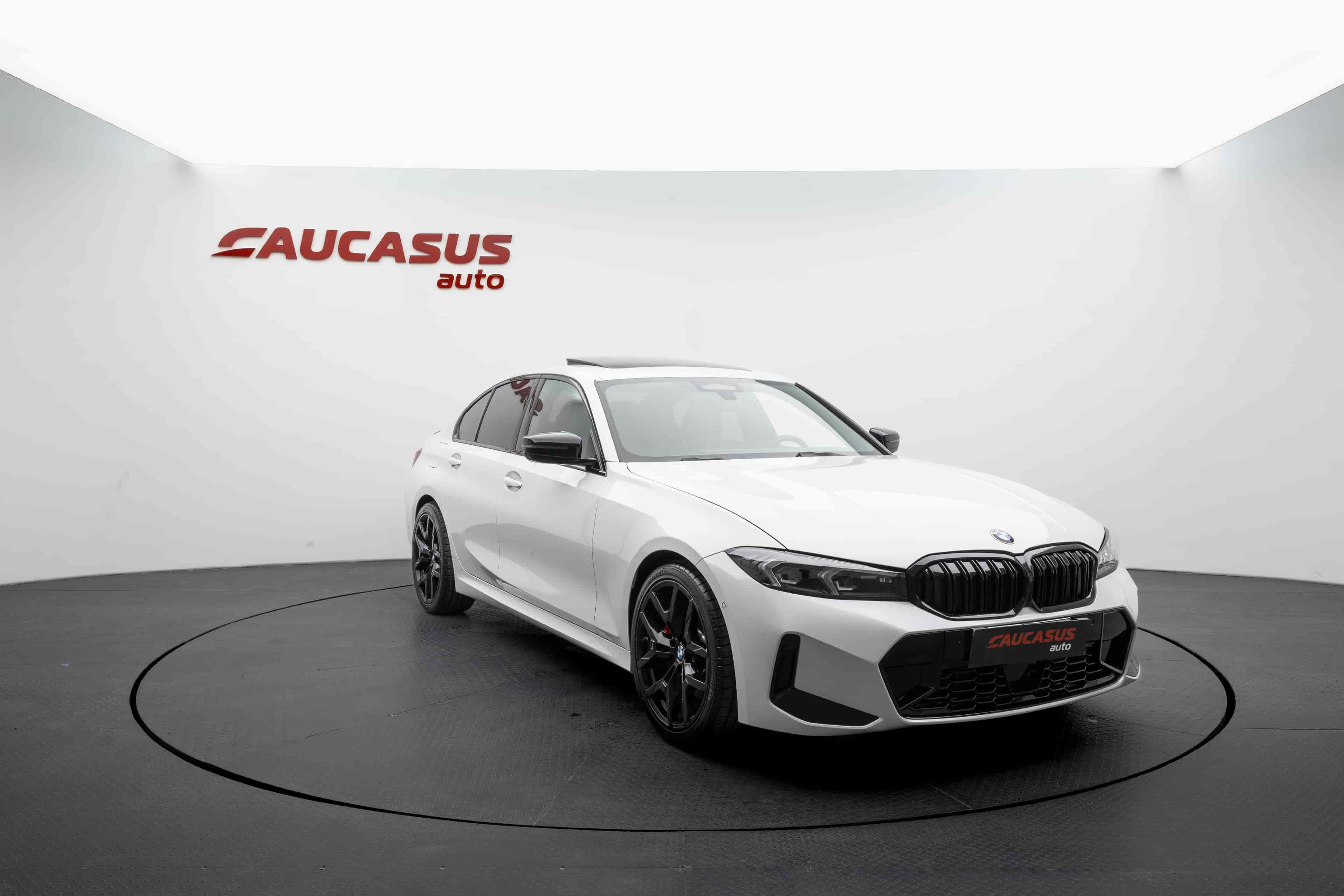 BMW 330i - 3