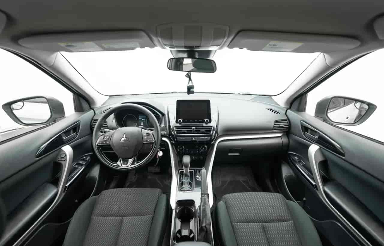 MITSUBISHI Eclipse Cross - 9