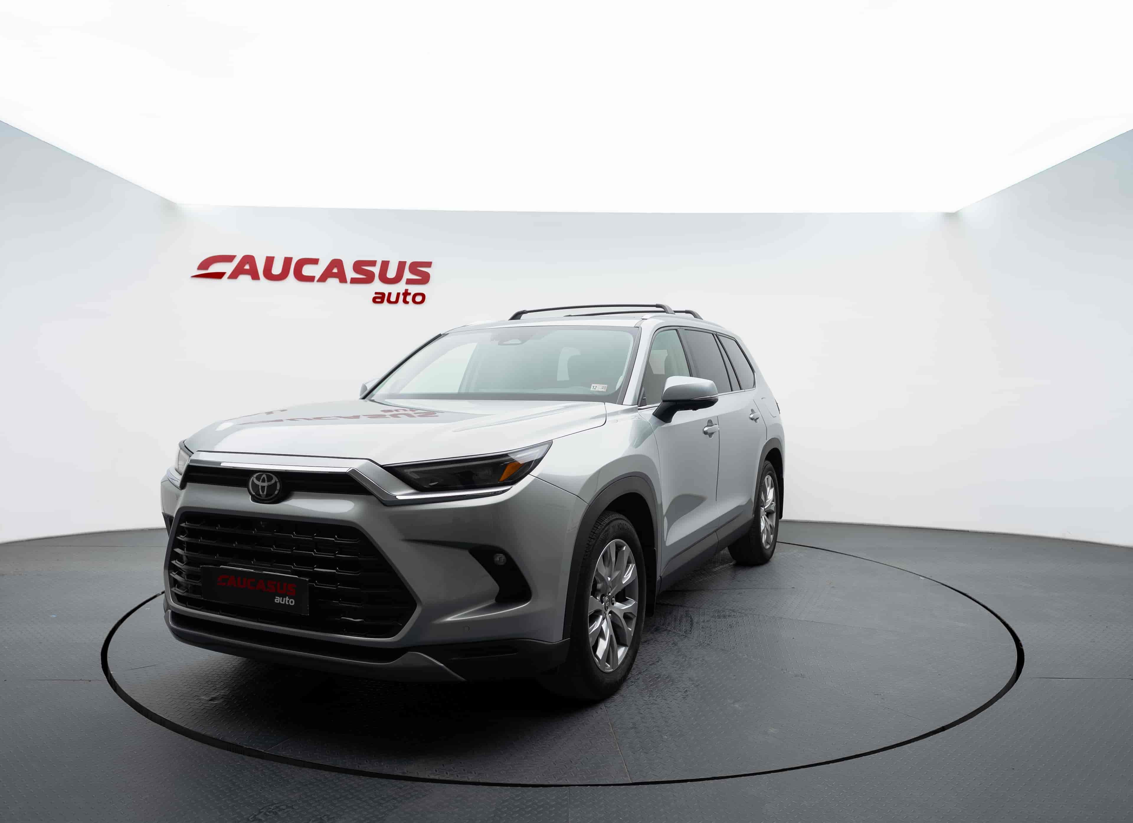 TOYOTA Grand Highlander - 1
