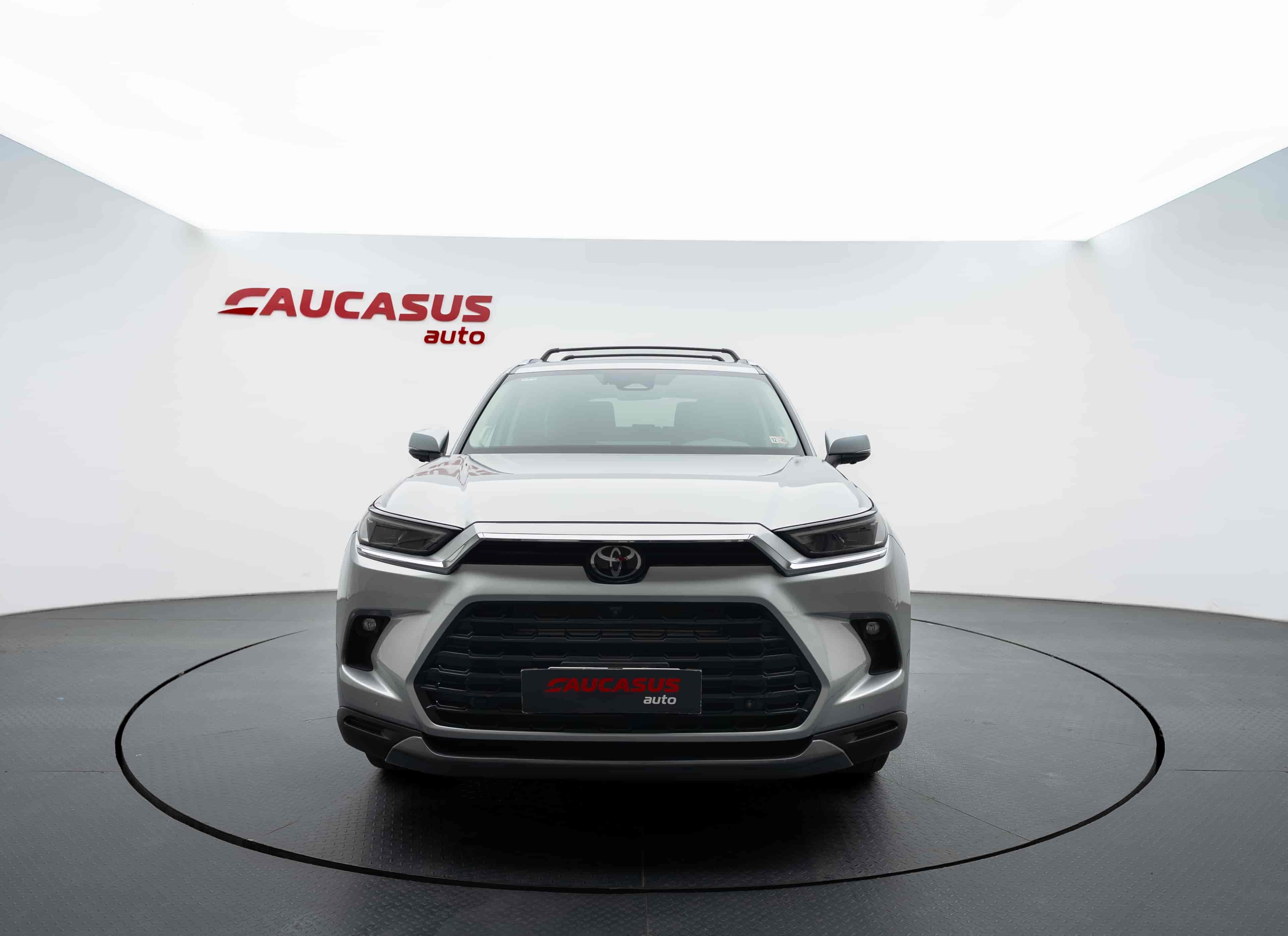 TOYOTA Grand Highlander - 2
