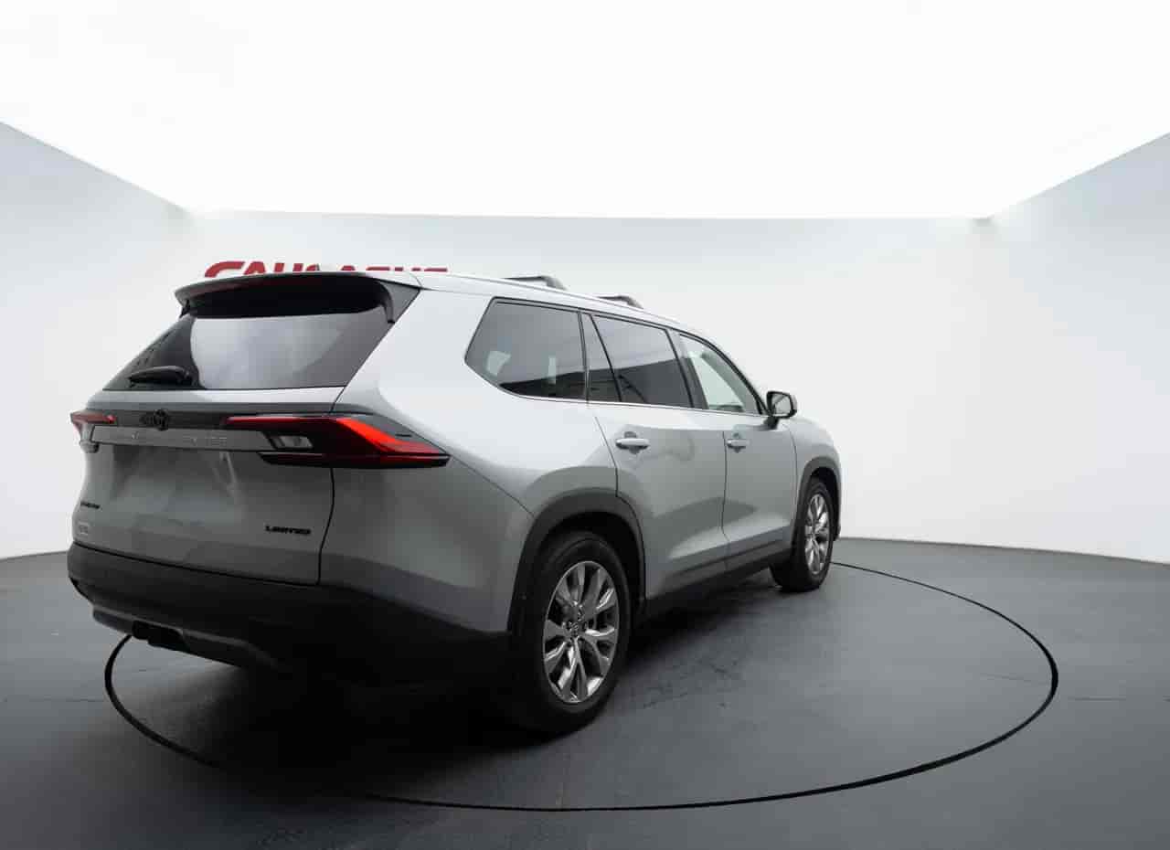 TOYOTA Grand Highlander - 4