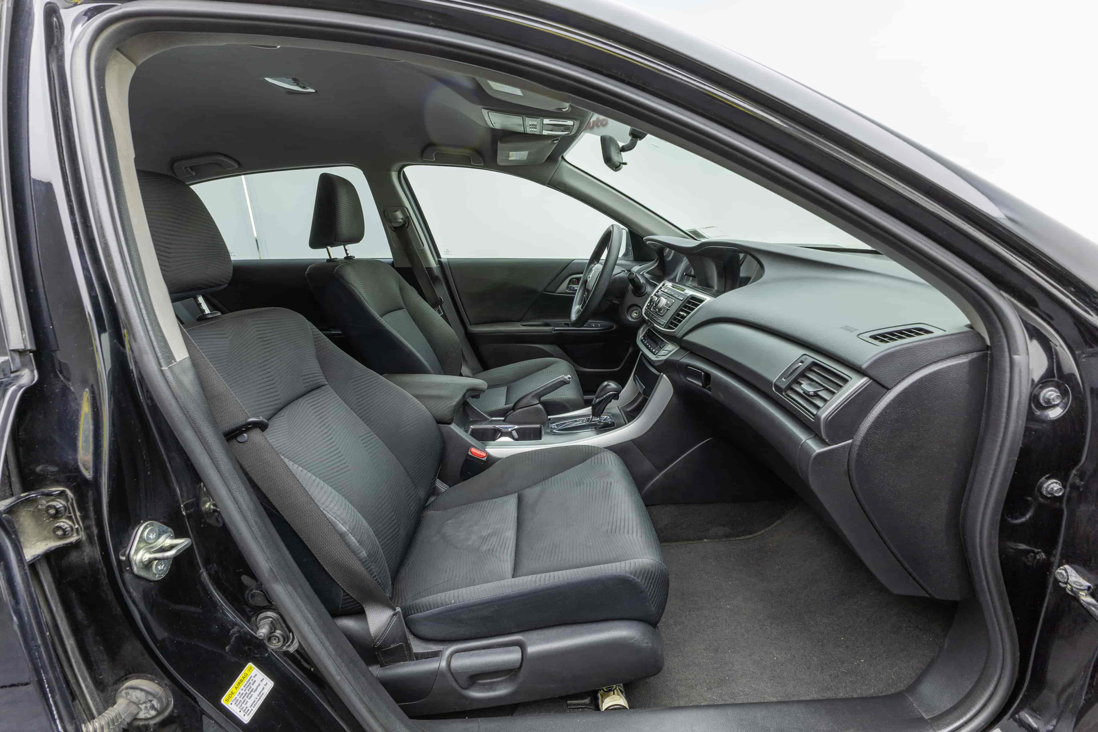 HONDA Accord - 8