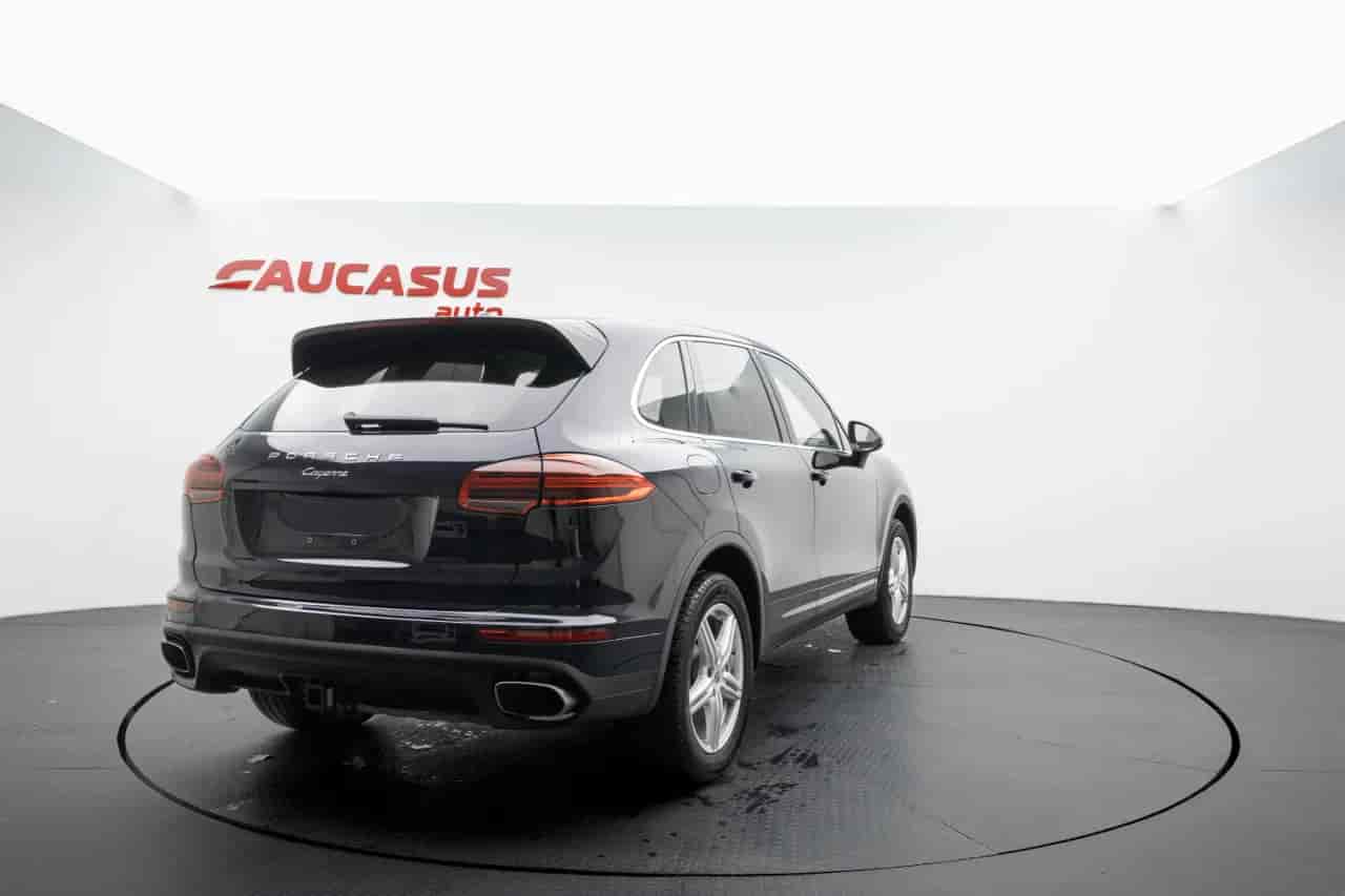 PORSCHE Cayenne - 4
