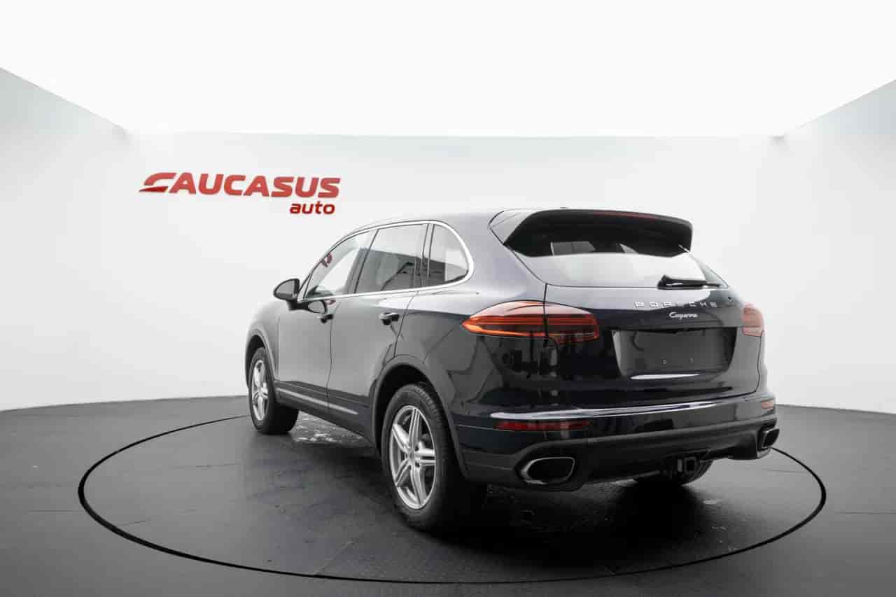 PORSCHE Cayenne - 6
