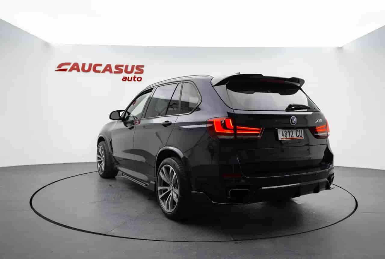 BMW X5 - 6
