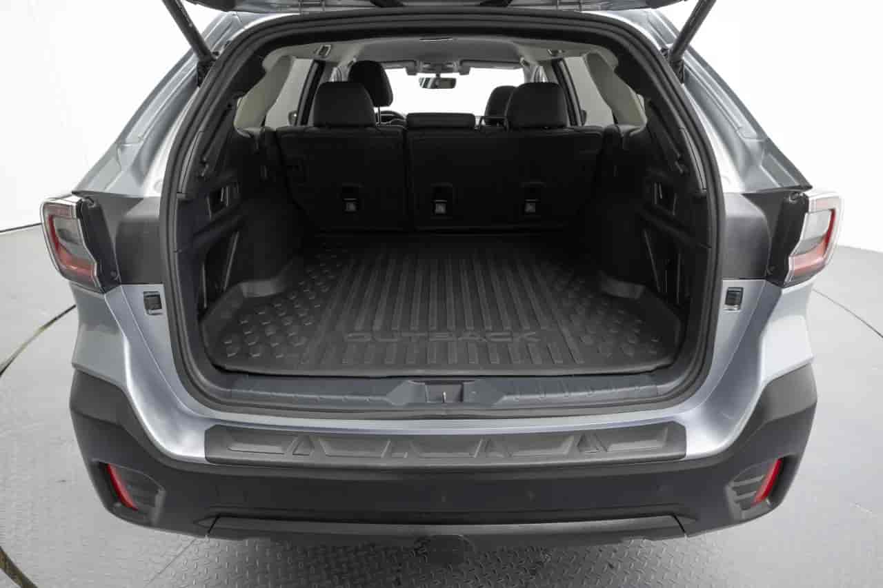 SUBARU Outback - 7