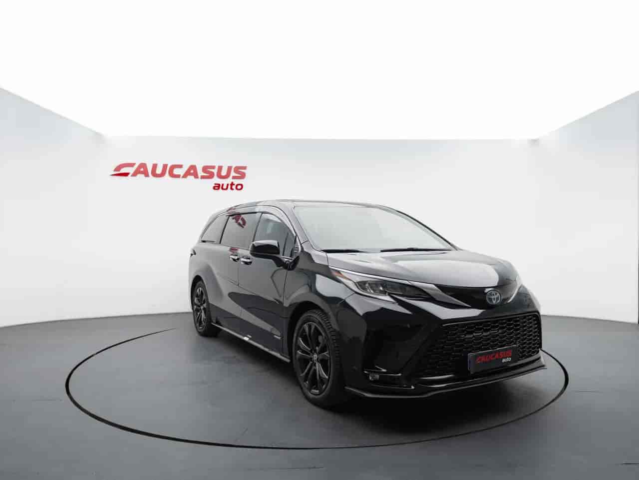 TOYOTA Sienna - 3