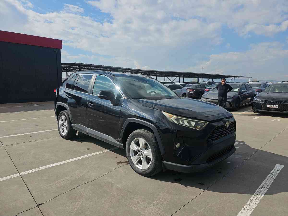 TOYOTA RAV4 - 3