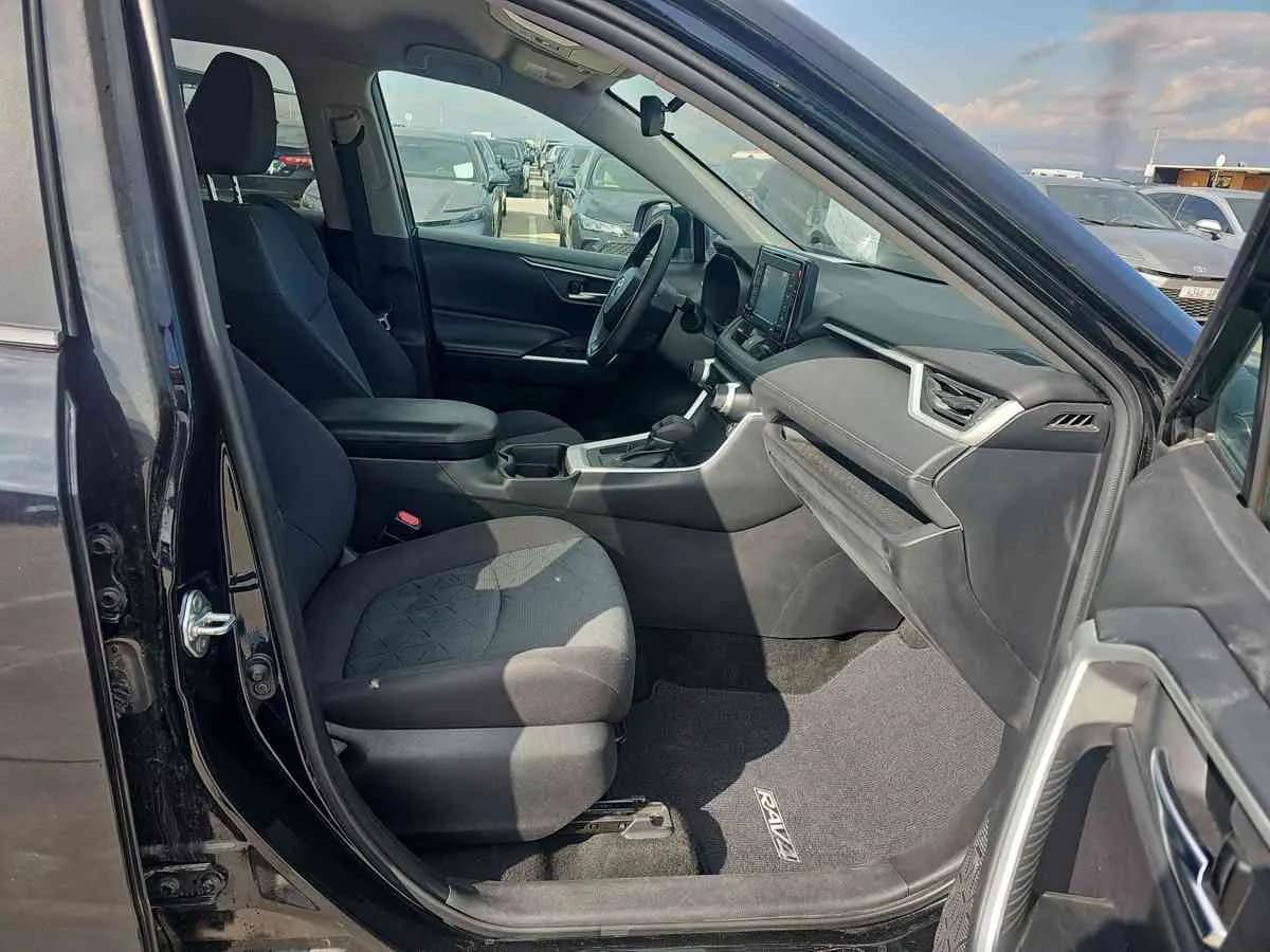 TOYOTA RAV4 - 4