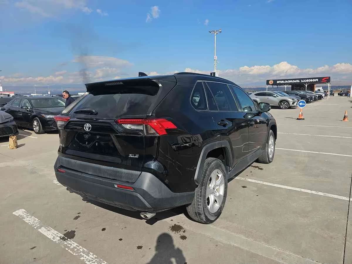 TOYOTA RAV4 - 7