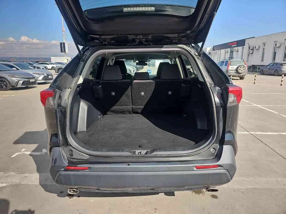 TOYOTA RAV4 - 10