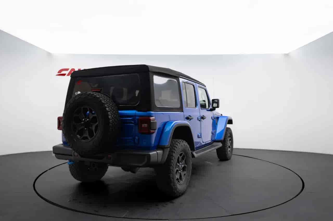 JEEP Wrangler - 4