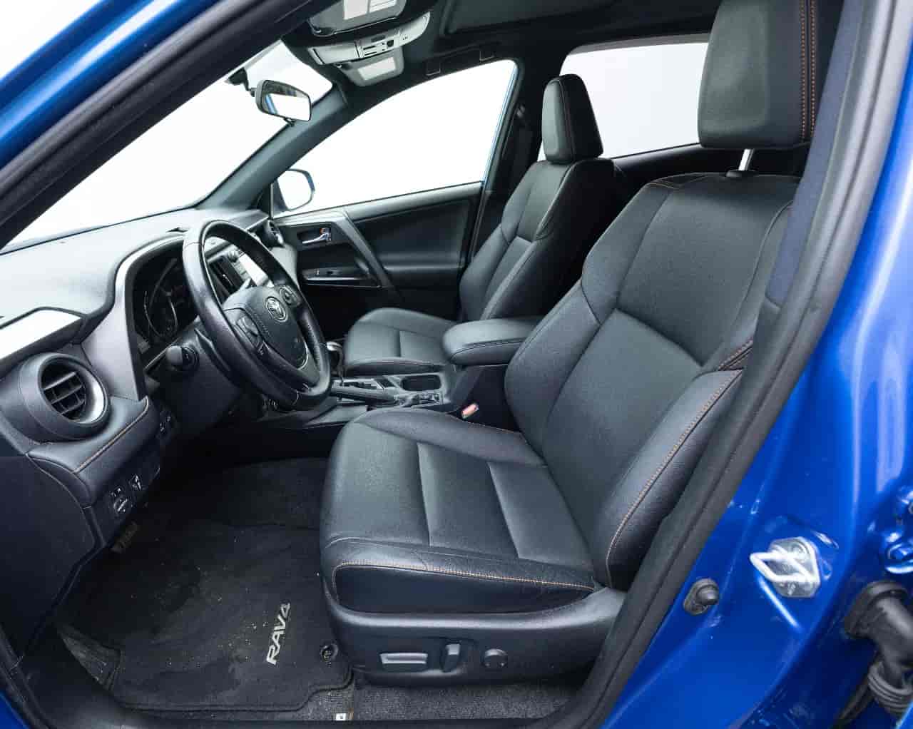 TOYOTA RAV4 - 10