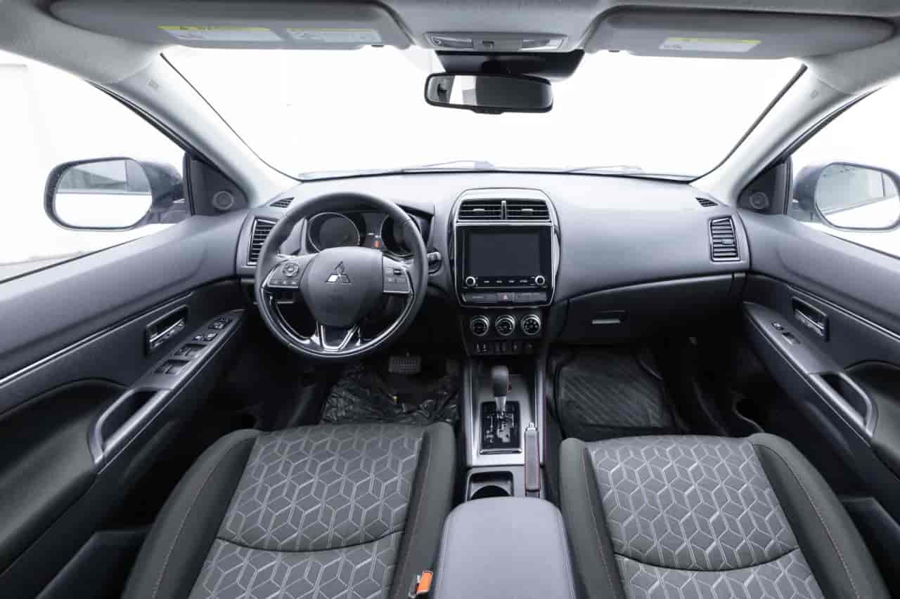 MITSUBISHI Outlander Sport - 9