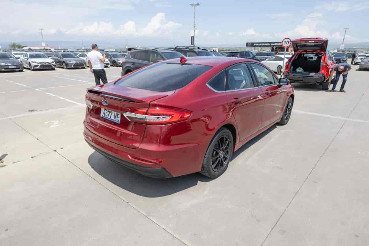 FORD Fusion - 4
