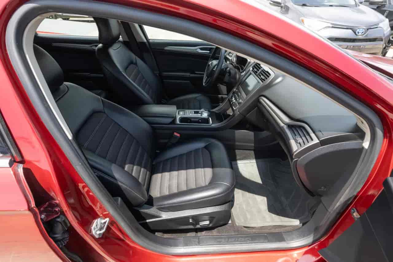 FORD Fusion - 10
