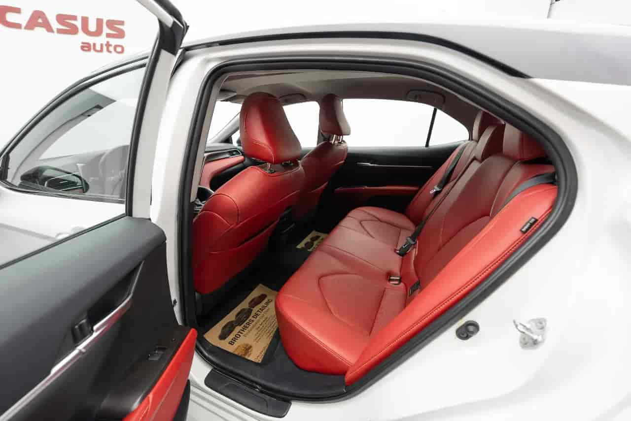 TOYOTA Camry - 8