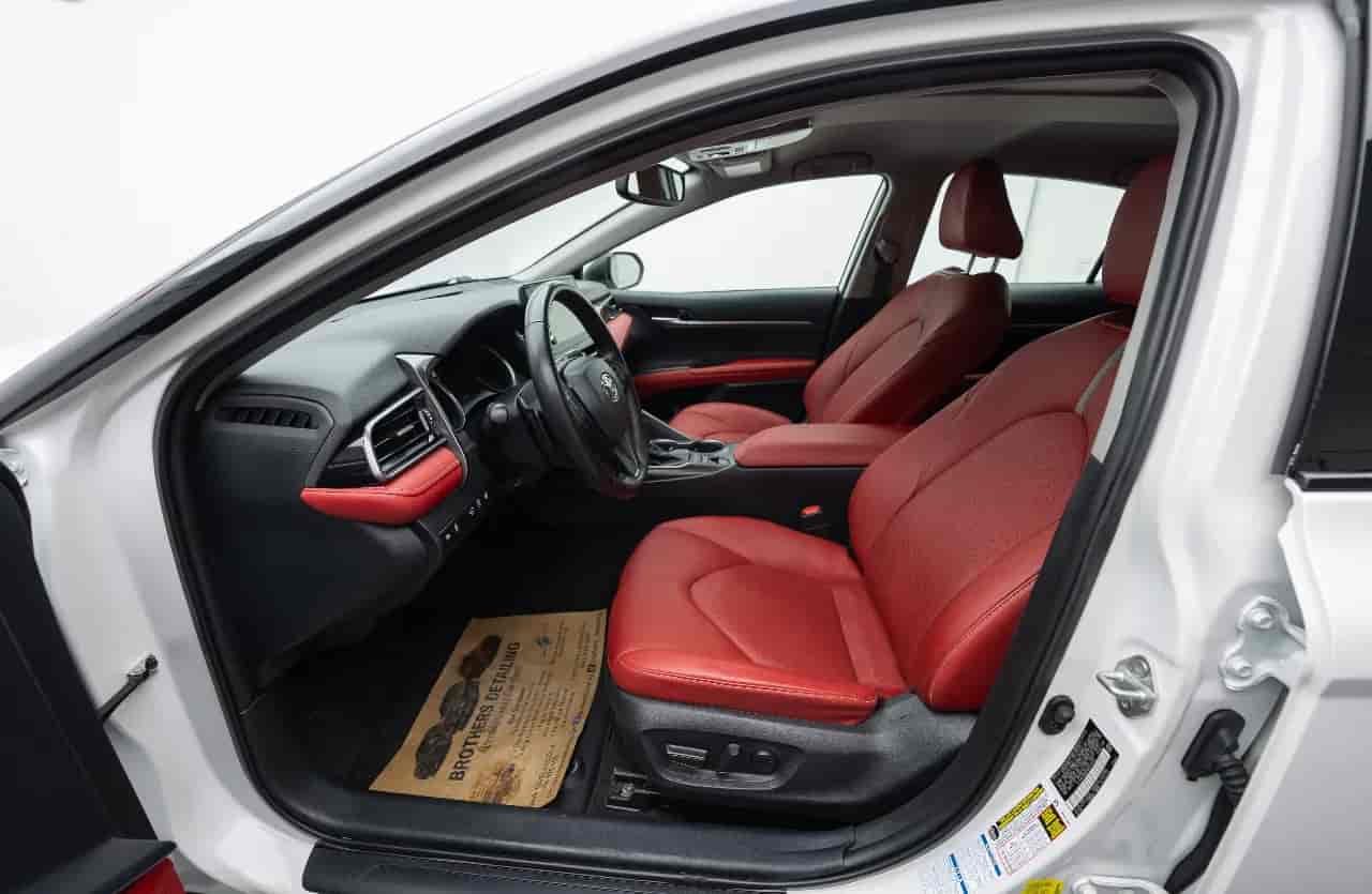 TOYOTA Camry - 10