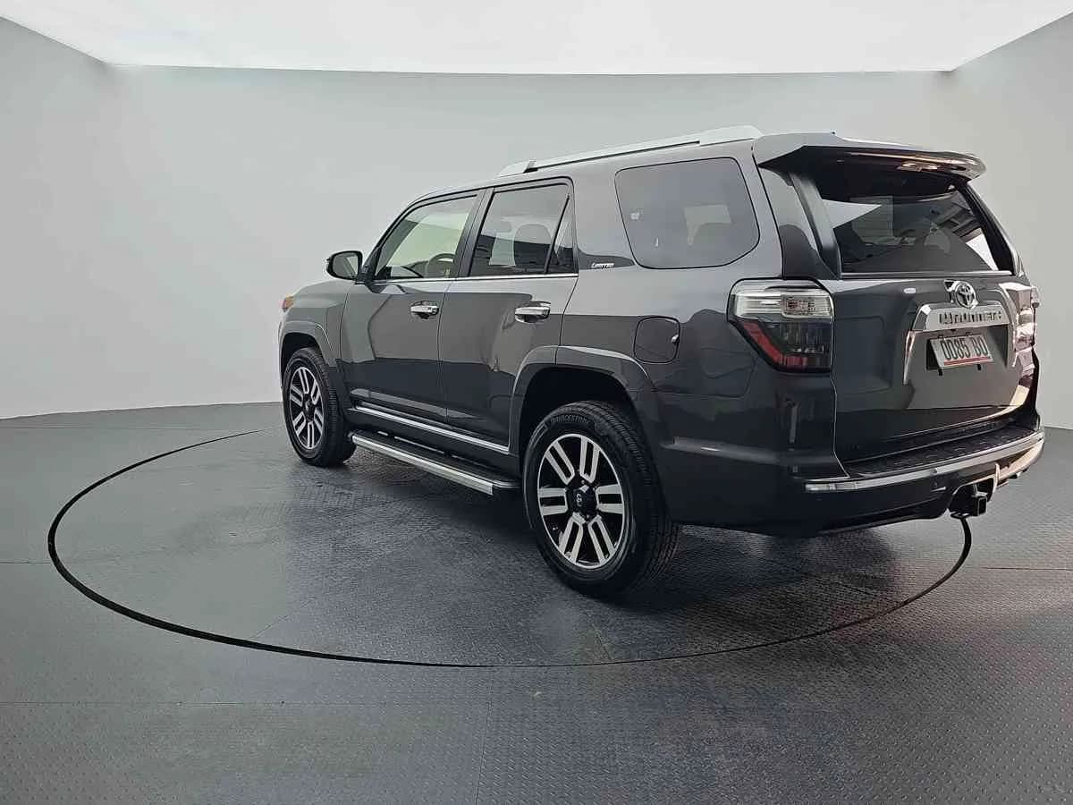 TOYOTA 4-Runner - 4