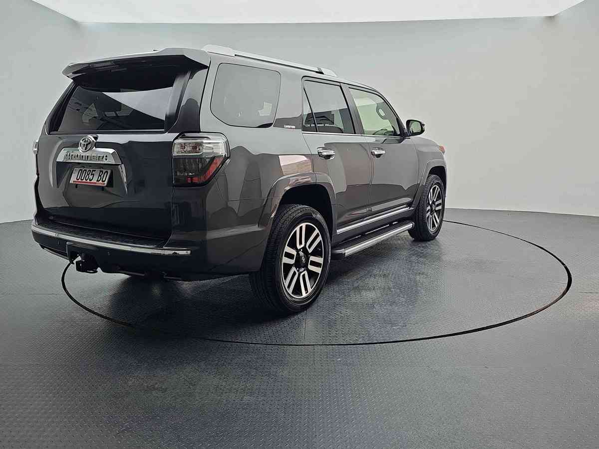 TOYOTA 4Runner - 6