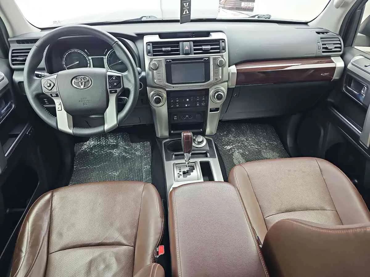 TOYOTA 4-Runner - 8