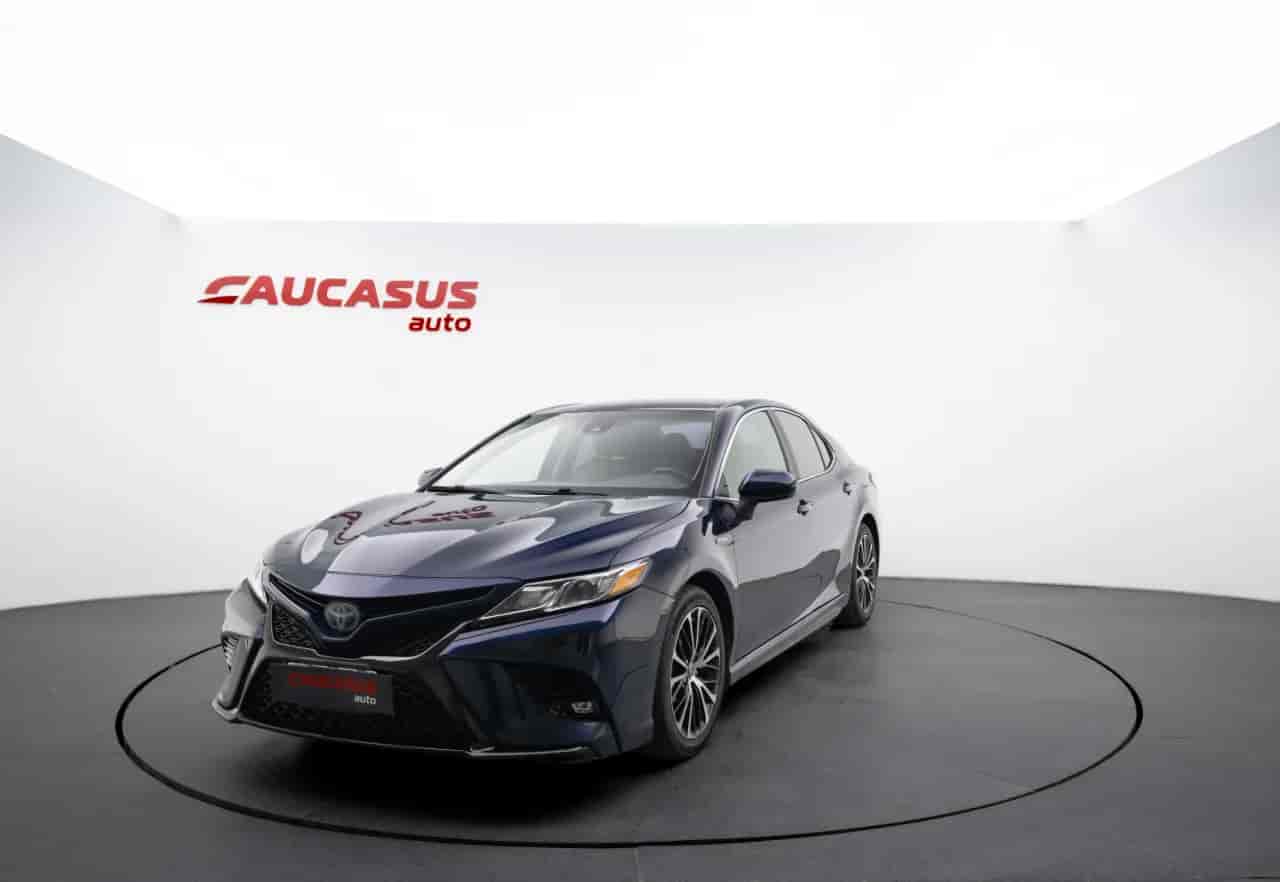 TOYOTA Camry - 1