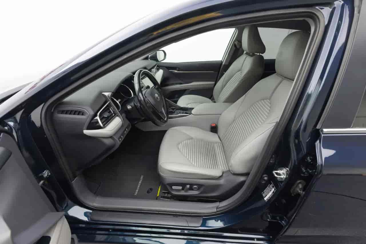 TOYOTA Camry - 10