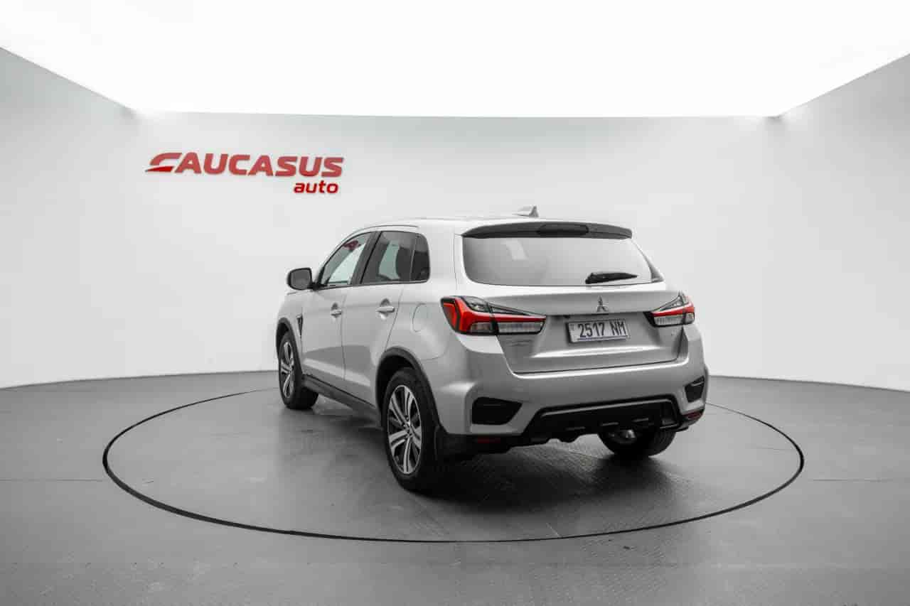 MITSUBISHI Outlander Sport - 7