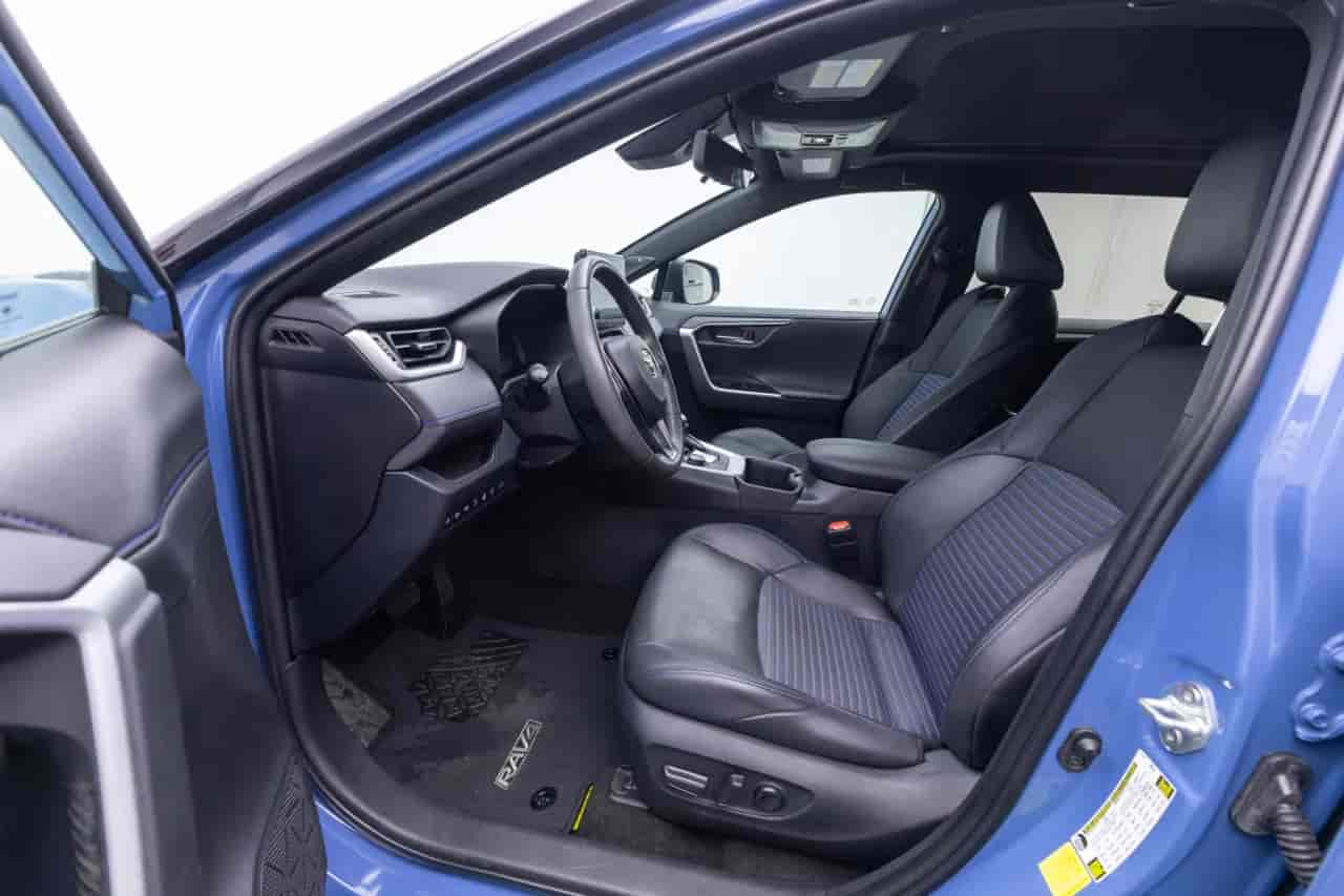 TOYOTA RAV4 - 10