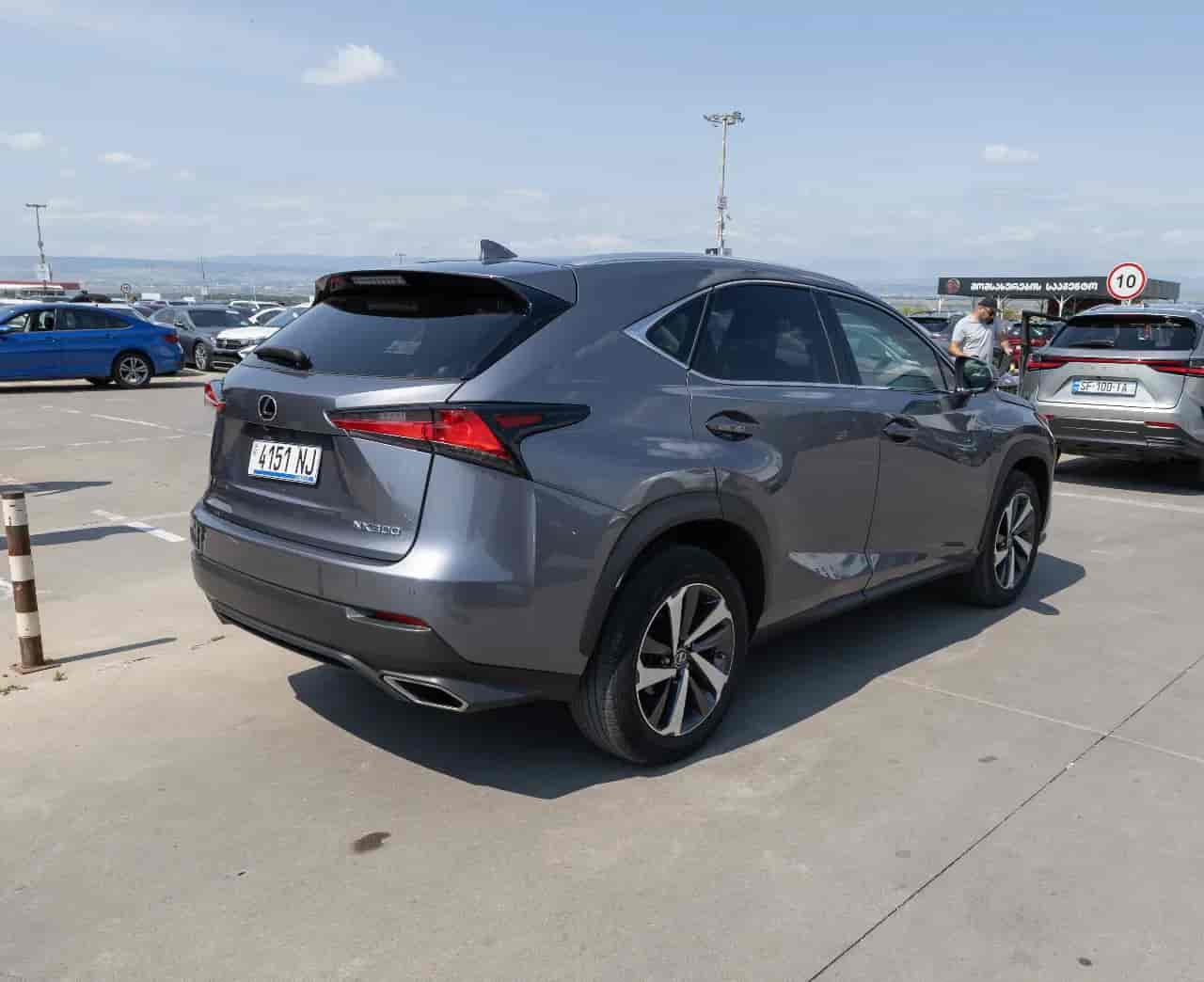 LEXUS NX - 4