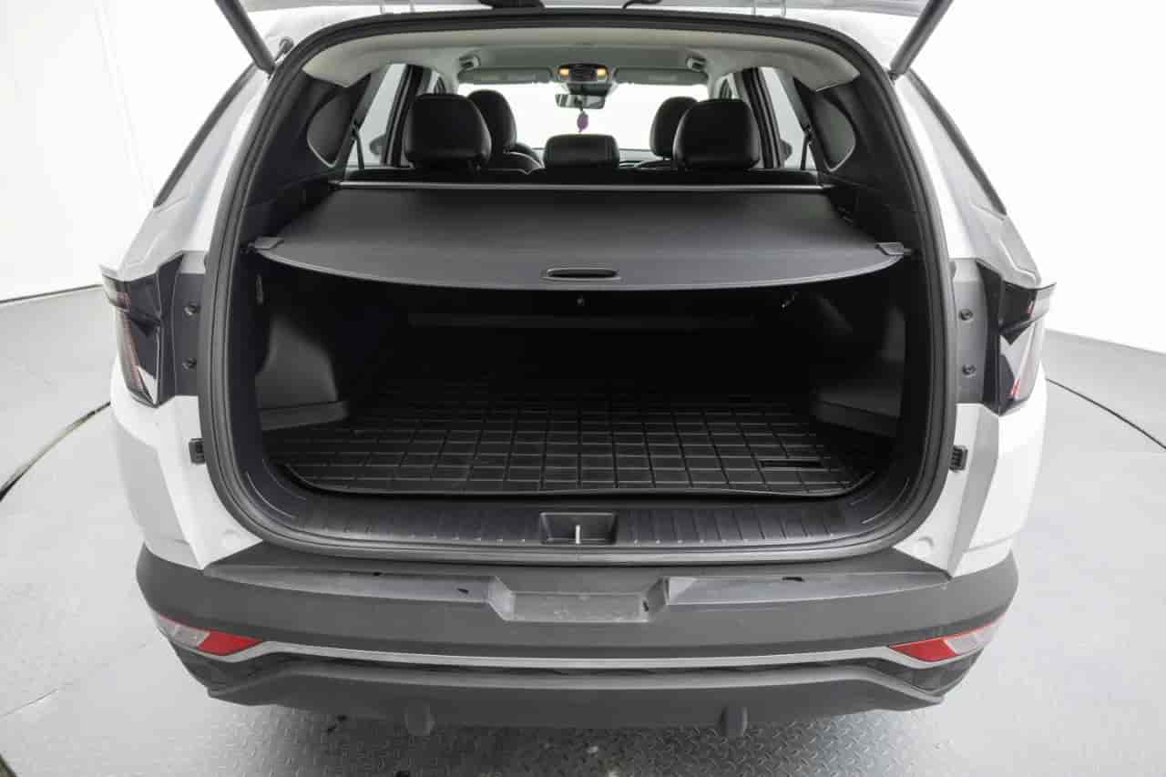 HYUNDAI Tucson - 8