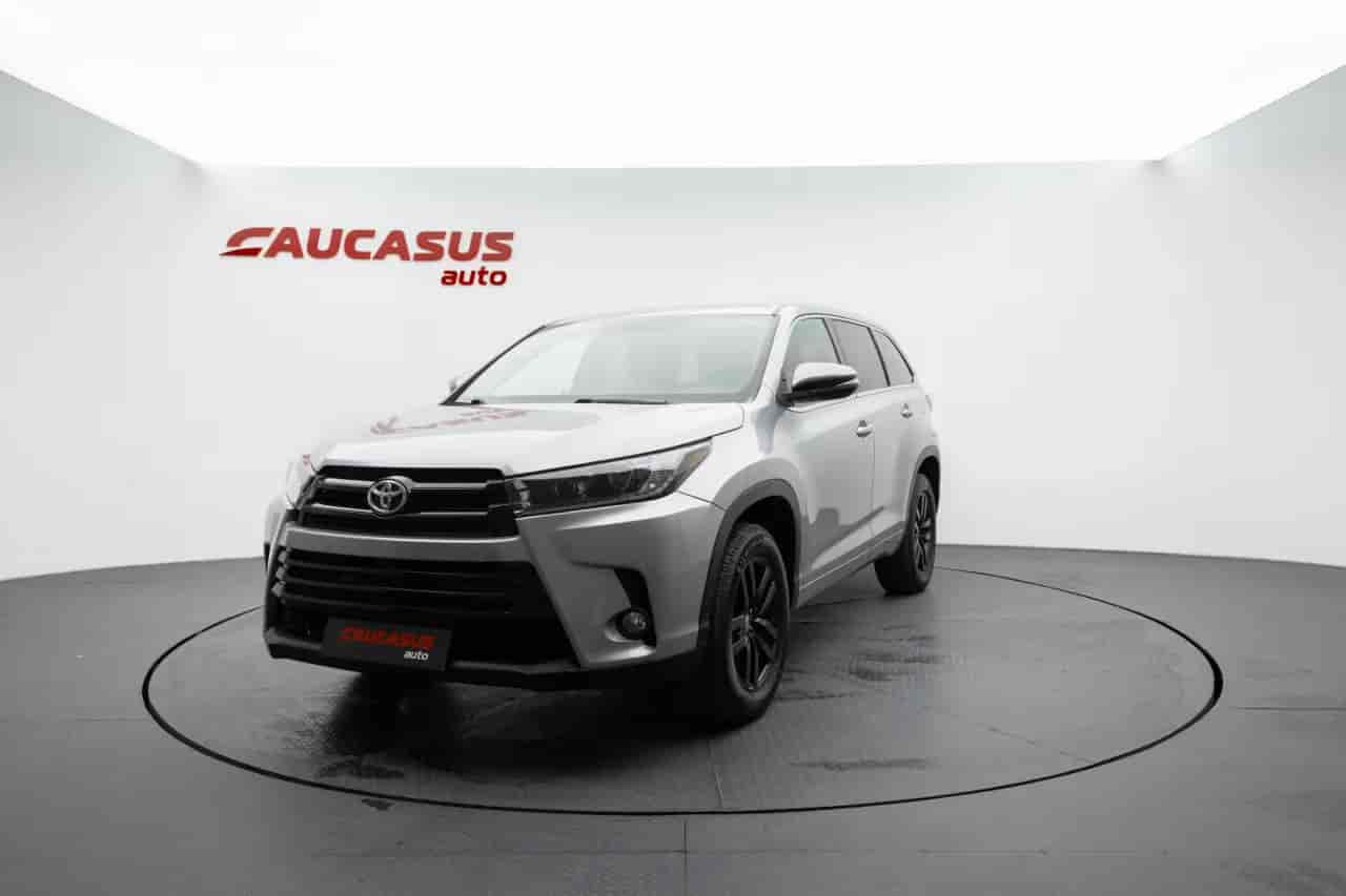 TOYOTA Highlander - 1