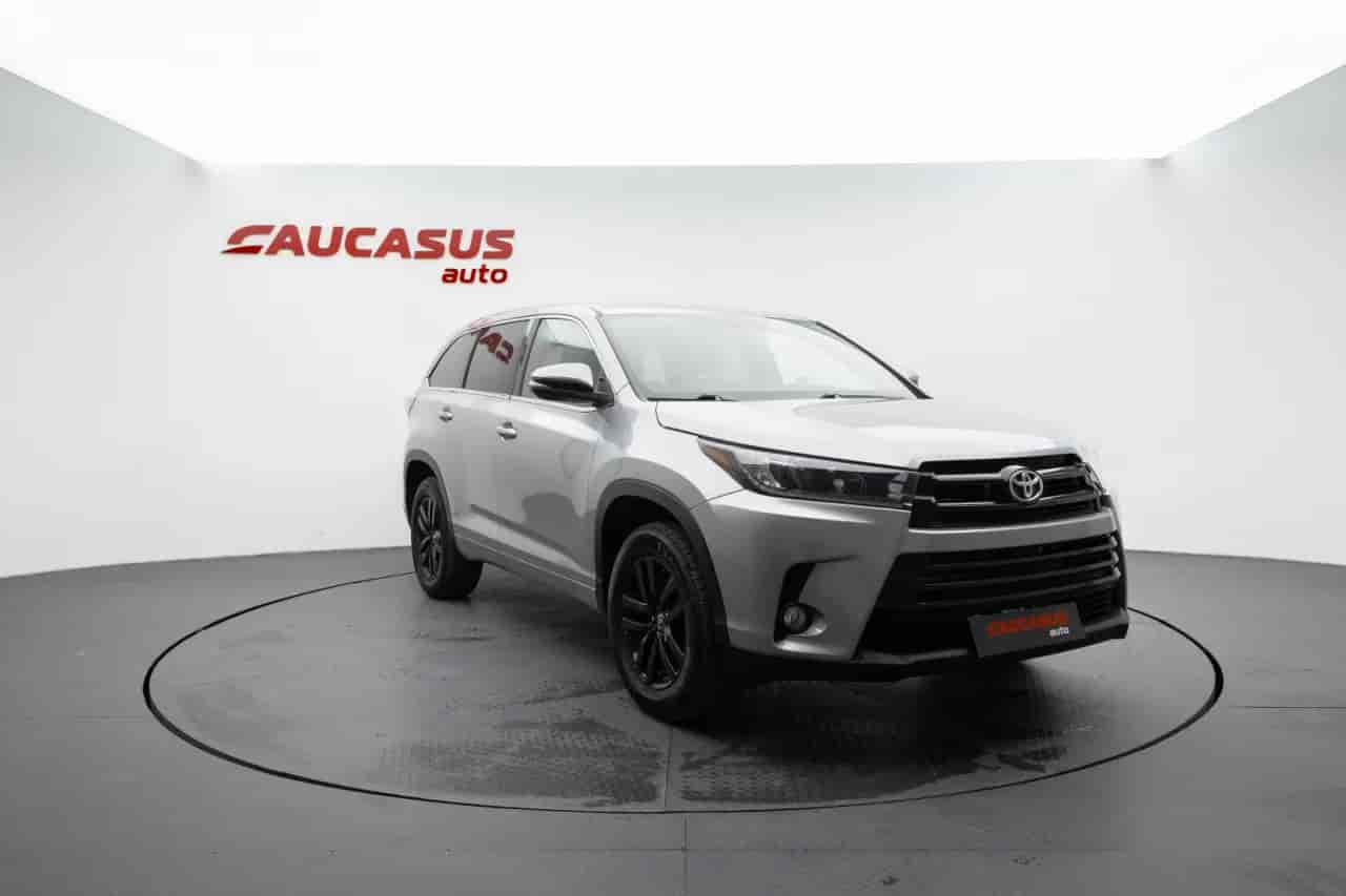 TOYOTA Highlander - 3