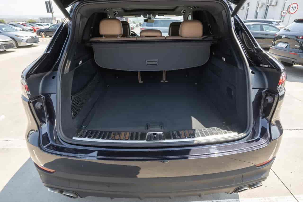 PORSCHE Cayenne - 10