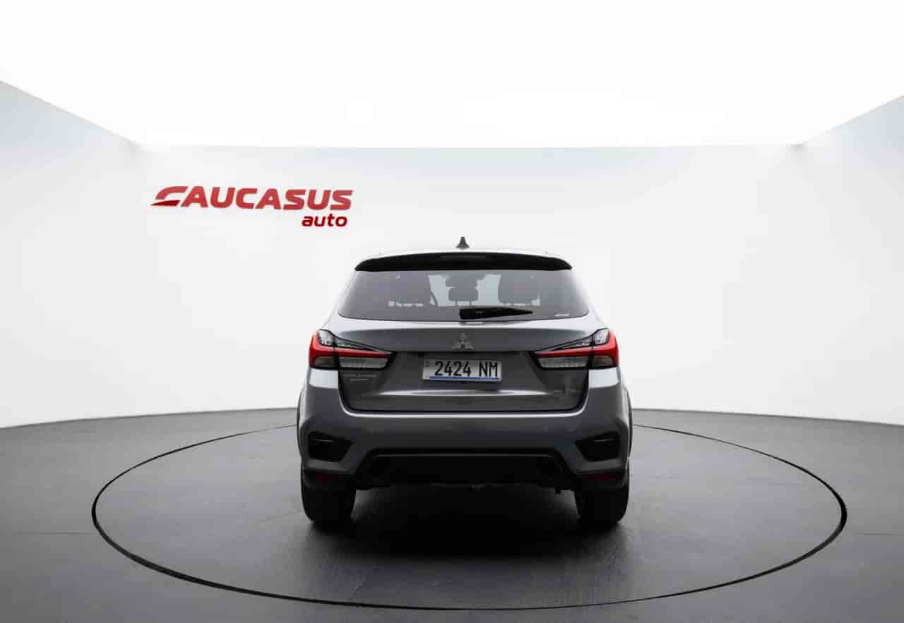 MITSUBISHI Outlander Sport - 5