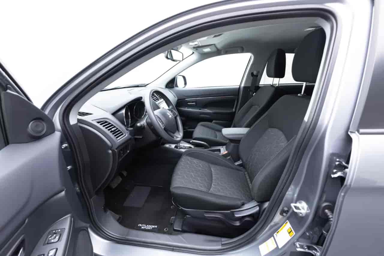 MITSUBISHI Outlander Sport - 10