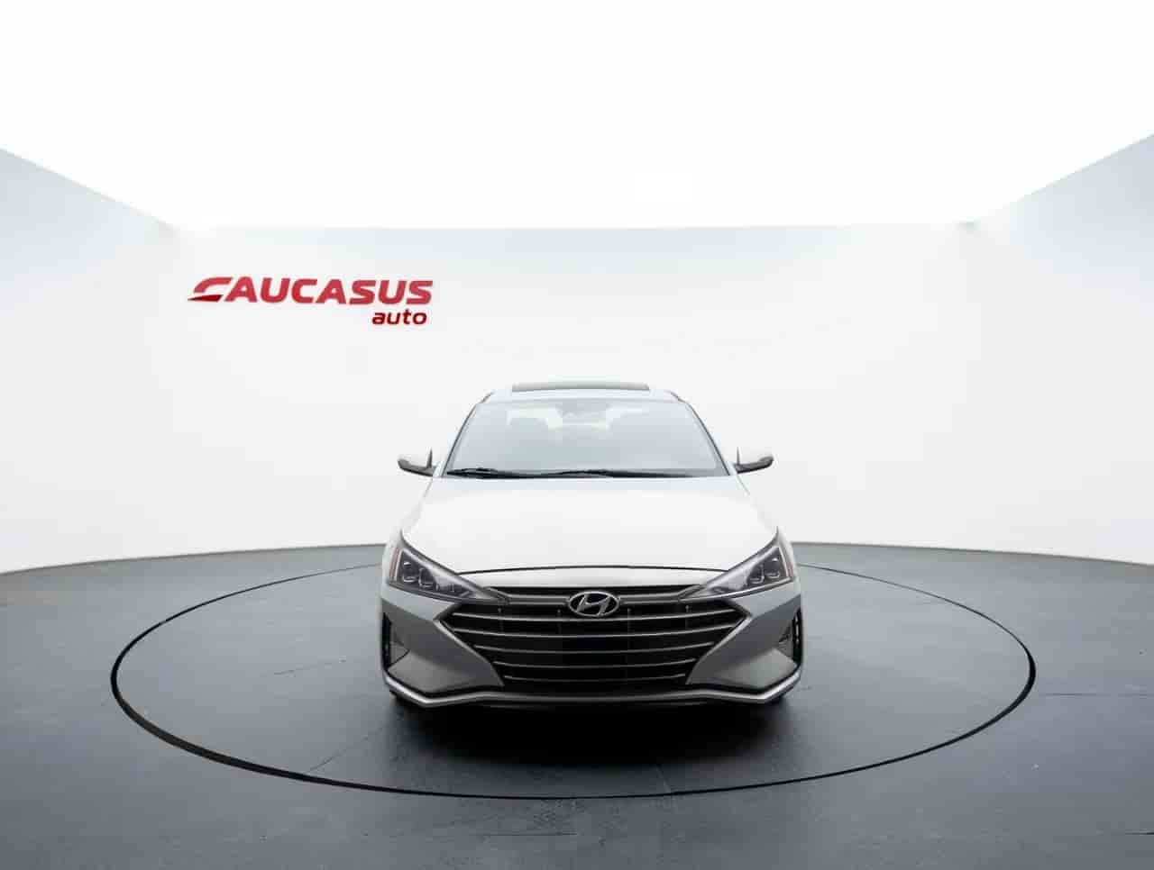 HYUNDAI Elantra - 2