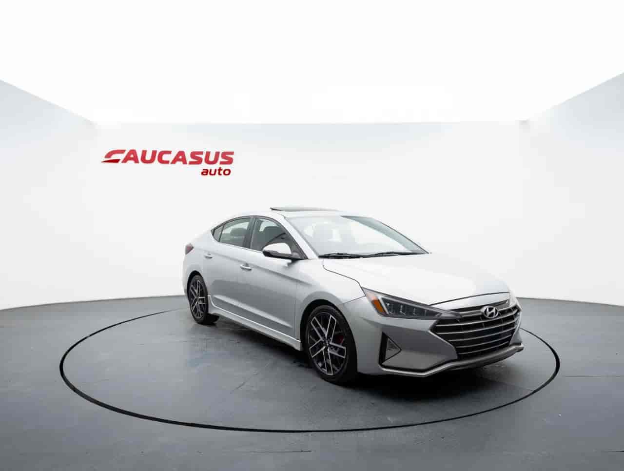 HYUNDAI Elantra - 3