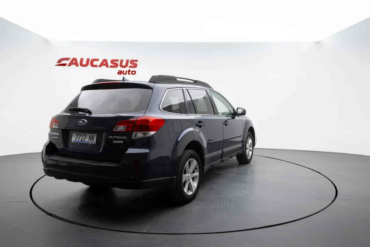 SUBARU Outback - 4