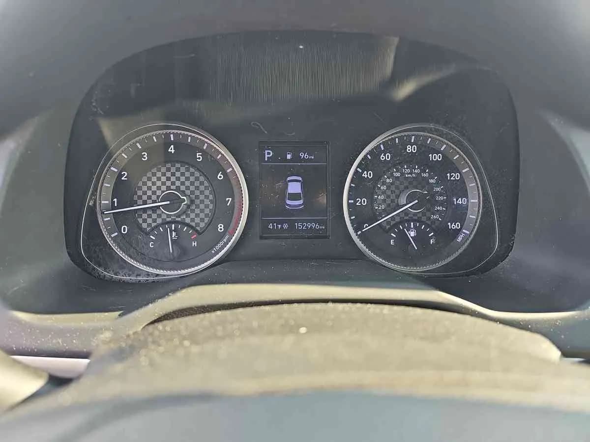 HYUNDAI Elantra - 10