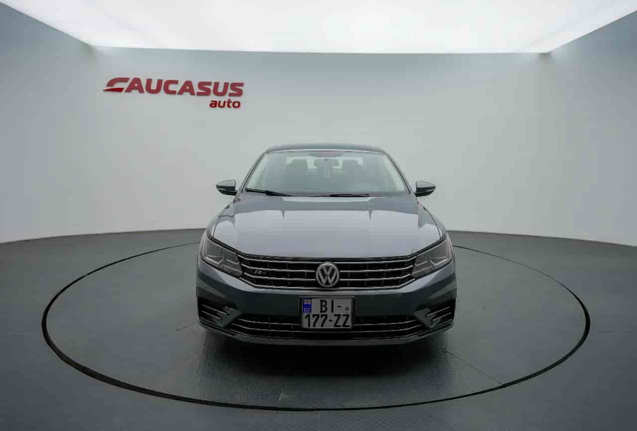 VOLKSWAGEN Passat - 2