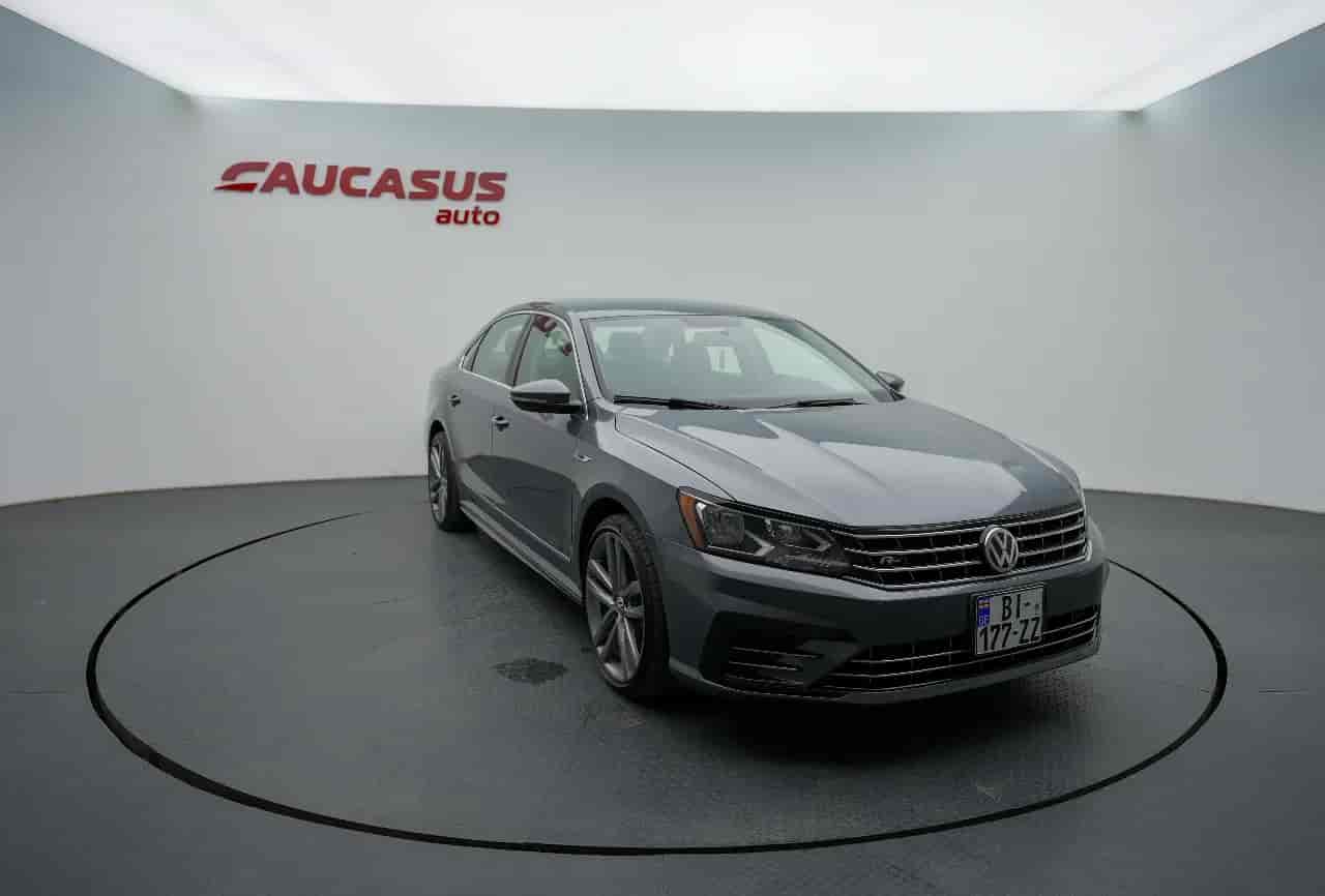 VOLKSWAGEN Passat - 3